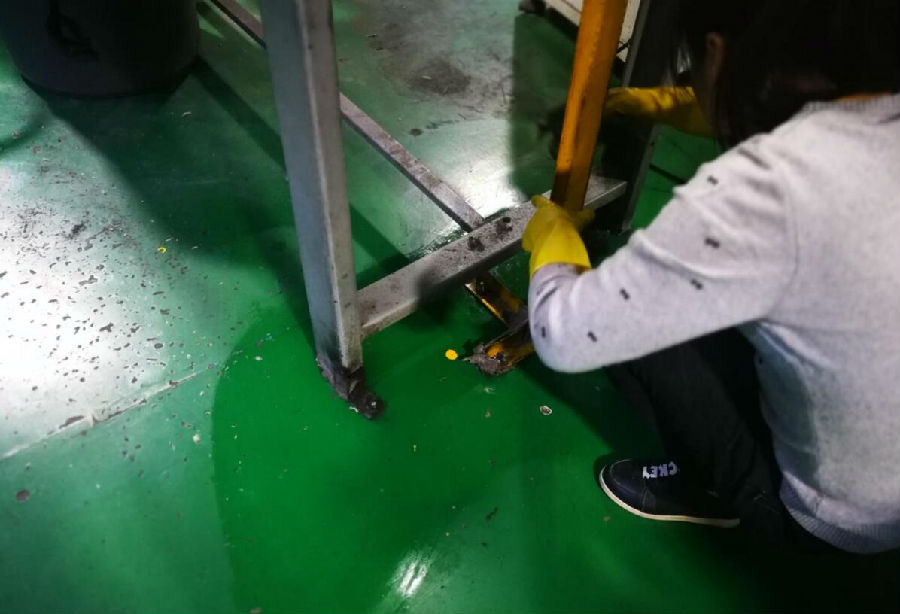 巴马工厂保洁清洗案例